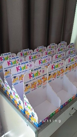 แผ่นอะคริลิค กระจกแก้ว Mockup อะคริลิค