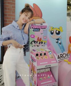 ชั้นวางอะคริลิค-4 by jklasercutting