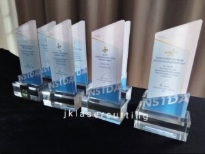 โลห์อะคริลิค-7 by jklasercutting